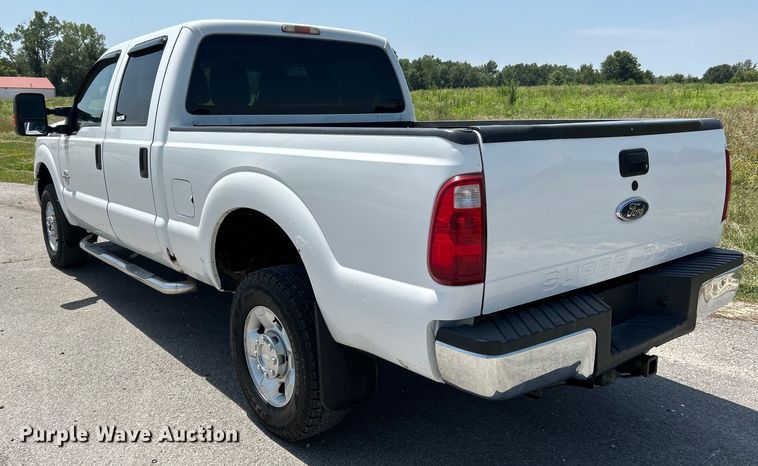image for item OK9772 2011 Ford F250 Super Duty XLT  Crew Cab pickup truck