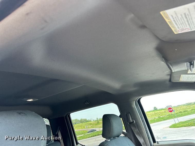 image for item OK9774 2017 Ford F350 Super Duty XLT  Crew Cab pickup truck