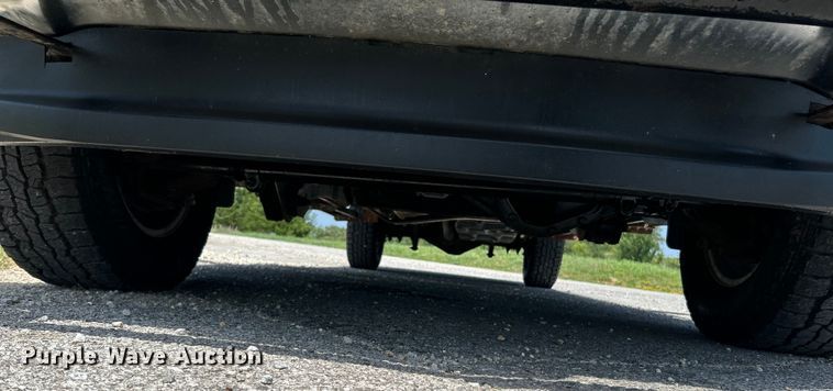 image for item OK9774 2017 Ford F350 Super Duty XLT  Crew Cab pickup truck