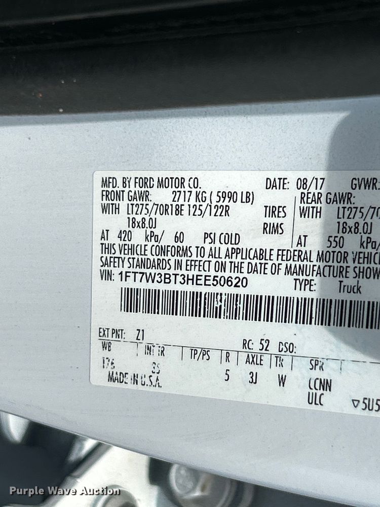 image for item OK9774 2017 Ford F350 Super Duty XLT  Crew Cab pickup truck