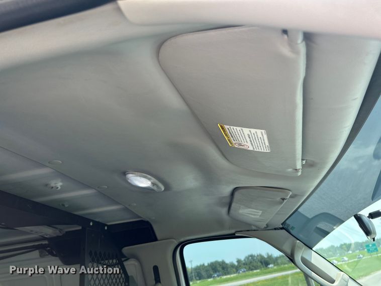 image for item OK9775 2007 Ford E250 Super Duty  van