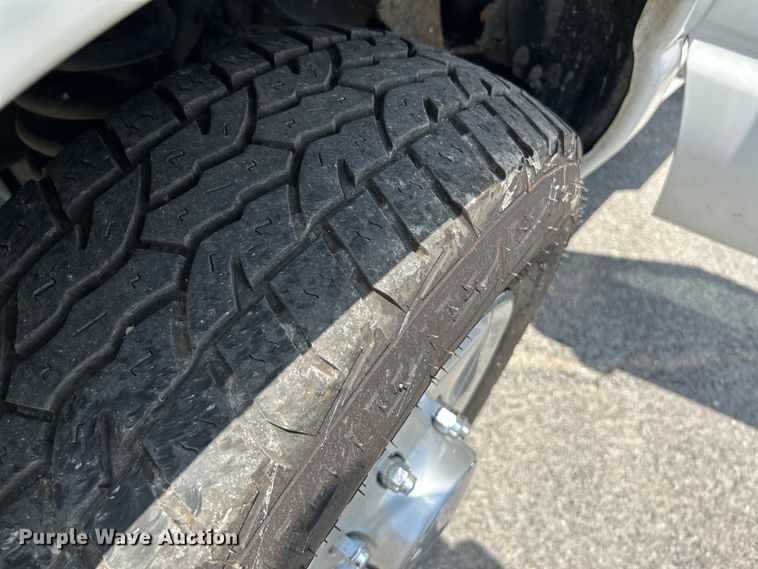 image for item OK9775 2007 Ford E250 Super Duty  van