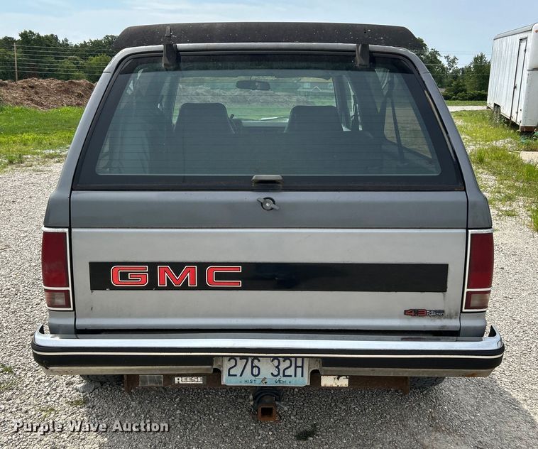 image for item OK9776 1989 GMC S15 Jimmy  SUV