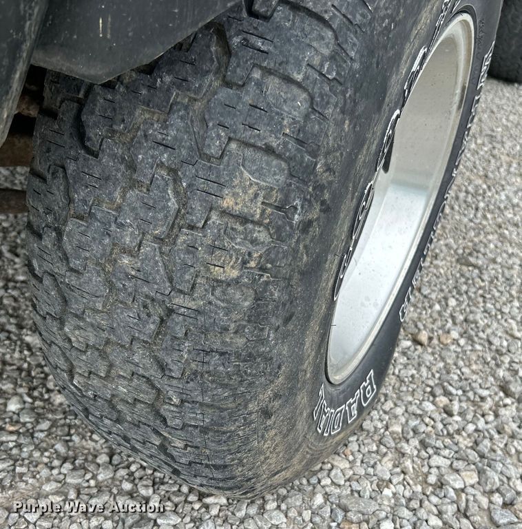 image for item OK9776 1989 GMC S15 Jimmy  SUV