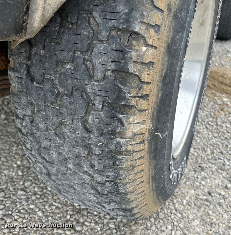 image for item OK9776 1989 GMC S15 Jimmy  SUV