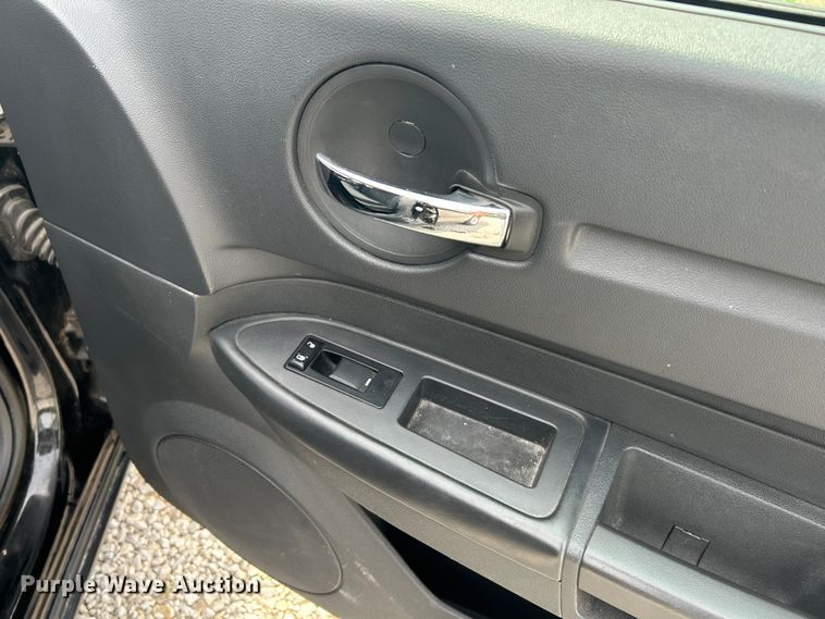 image for item OK9777 2010 Dodge Charger