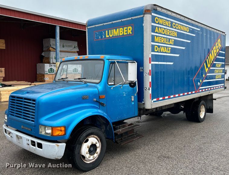 image for item OK9789 1997 International 4700  box truck