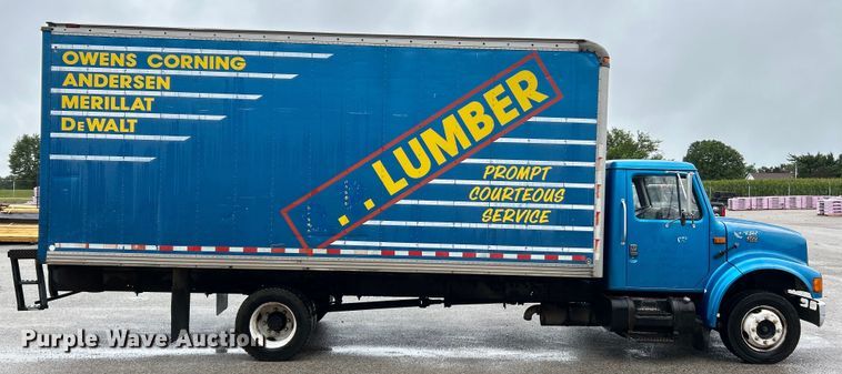 image for item OK9789 1997 International 4700  box truck