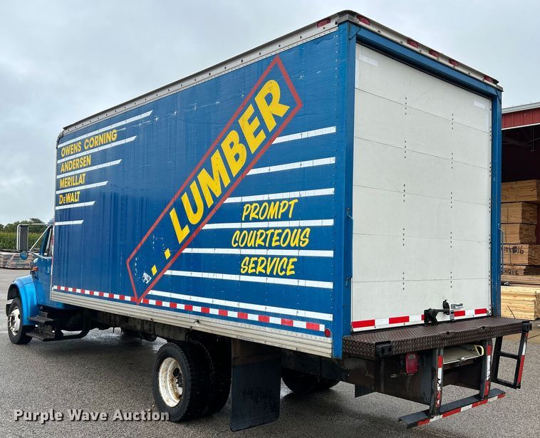 image for item OK9789 1997 International 4700  box truck