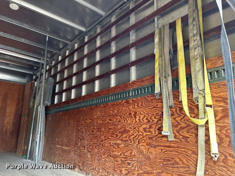 image for item OK9789 1997 International 4700  box truck