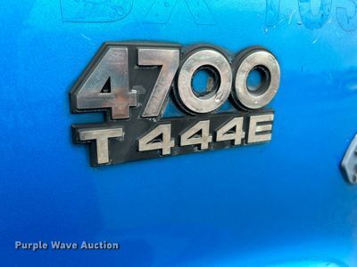 image for item OK9789 1997 International 4700  box truck