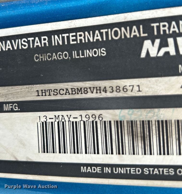 image for item OK9789 1997 International 4700  box truck