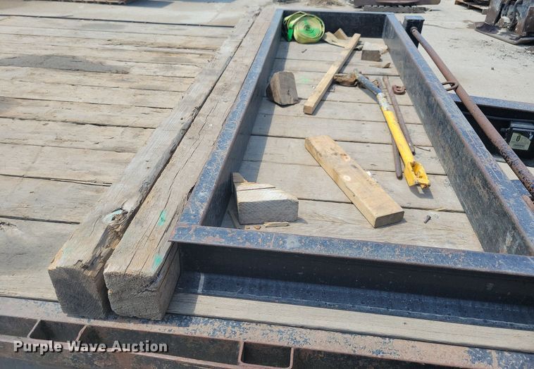 image for item DA7220 2011 Trailerman  equipment trailer