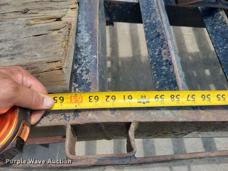 image for item DA7220 2011 Trailerman  equipment trailer