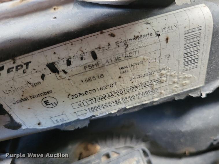 image for item DA7221 2014 Case SV300  skid steer loader