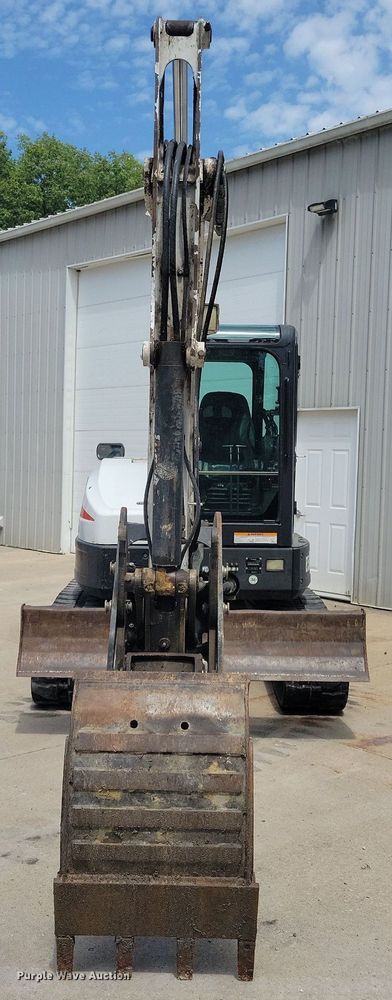 image for item DA7236 2013 Bobcat E50  mini excavator