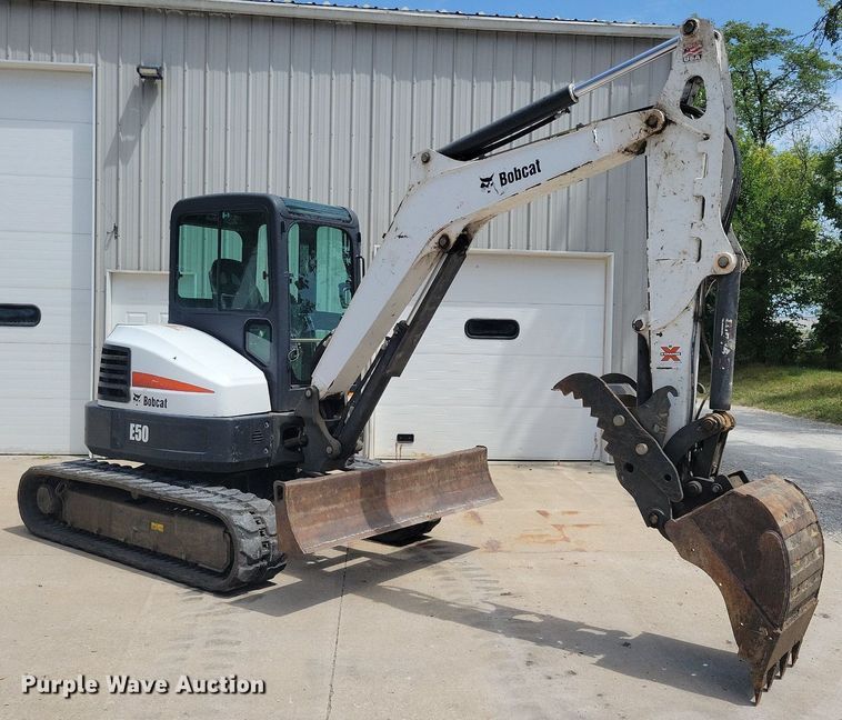 image for item DA7236 2013 Bobcat E50  mini excavator