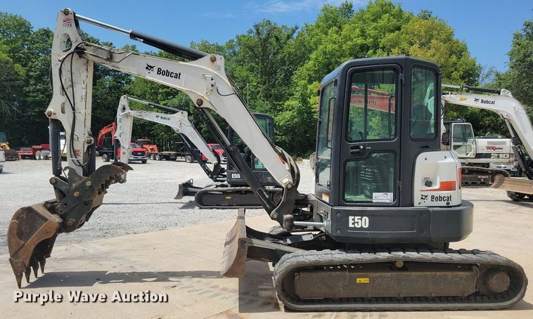 image for item DA7236 2013 Bobcat E50  mini excavator