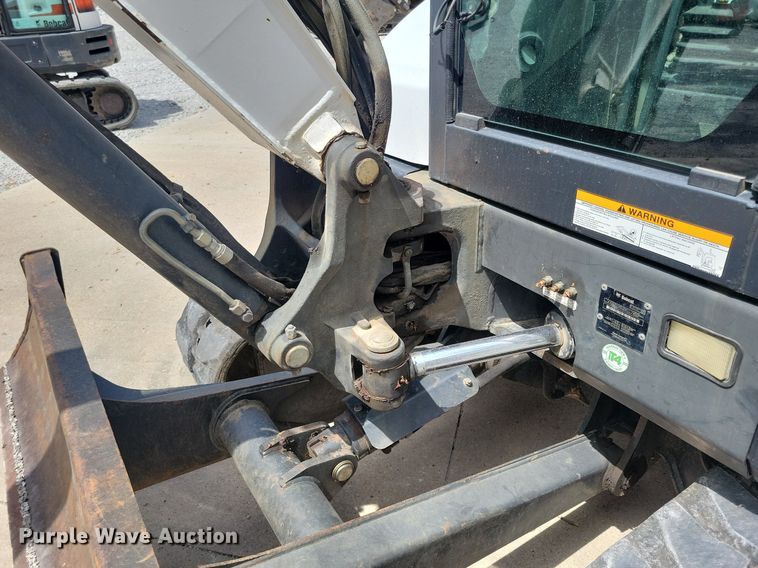 image for item DA7236 2013 Bobcat E50  mini excavator