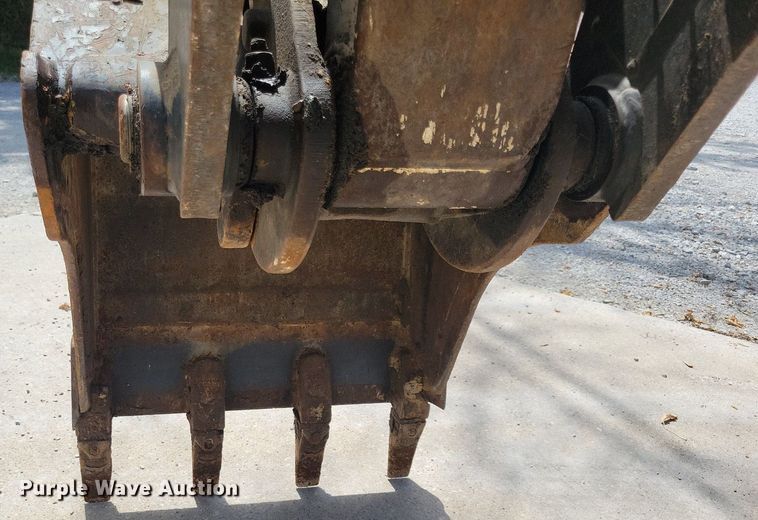 image for item DA7236 2013 Bobcat E50  mini excavator