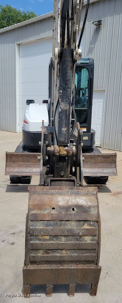 image for item DA7236 2013 Bobcat E50  mini excavator