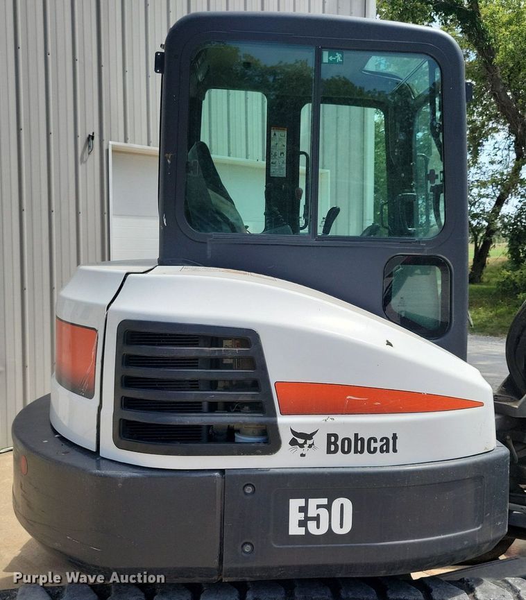 image for item DA7236 2013 Bobcat E50  mini excavator