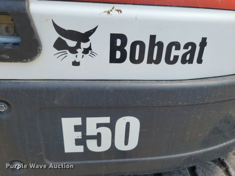 image for item DA7236 2013 Bobcat E50  mini excavator