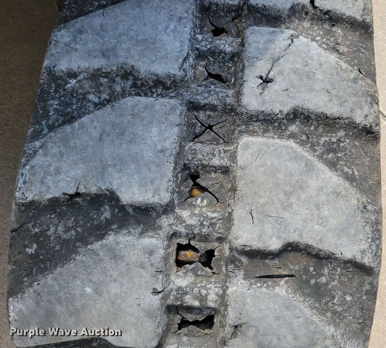 image for item DA7236 2013 Bobcat E50  mini excavator