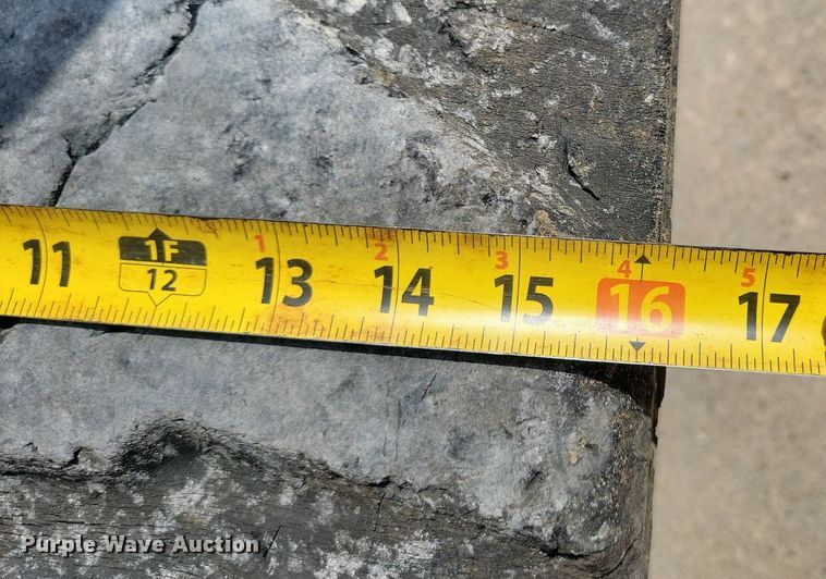 image for item DA7236 2013 Bobcat E50  mini excavator