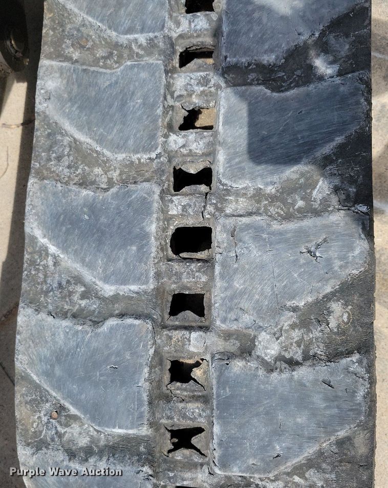 image for item DA7236 2013 Bobcat E50  mini excavator