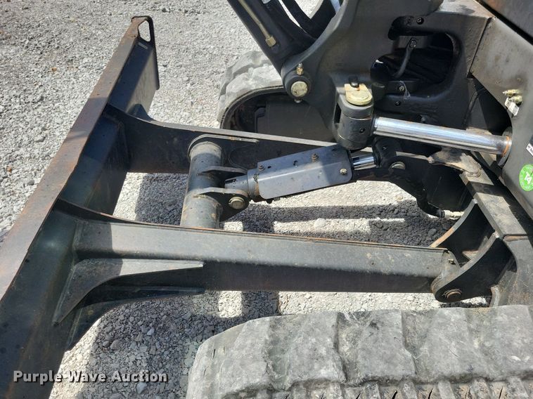 image for item DA7237 2015 Bobcat E55  mini excavator