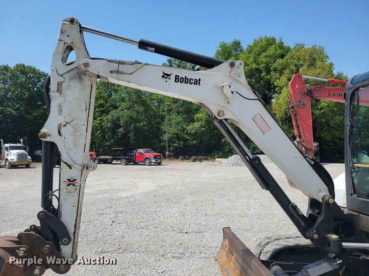 image for item DA7237 2015 Bobcat E55  mini excavator