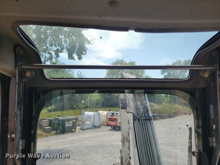 image for item DA7237 2015 Bobcat E55  mini excavator