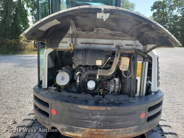 image for item DA7237 2015 Bobcat E55  mini excavator