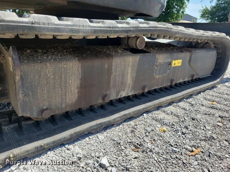 image for item DA7237 2015 Bobcat E55  mini excavator