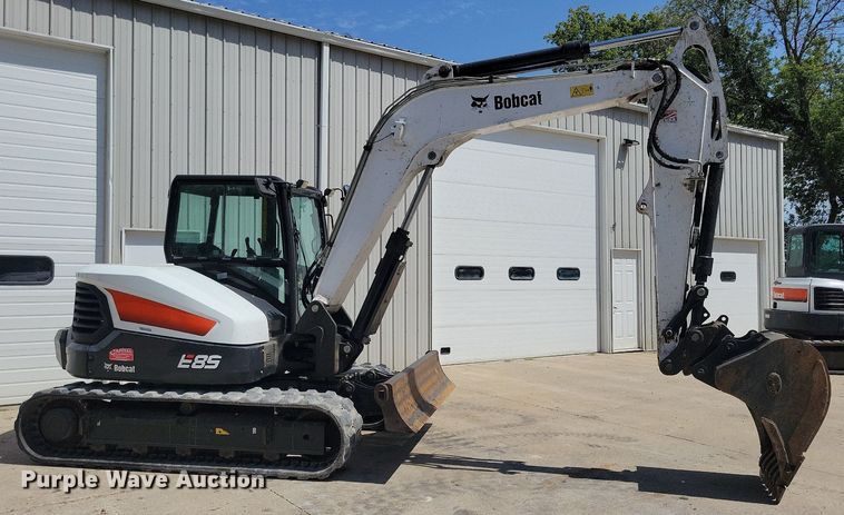image for item DA7238 2018 Bobcat E85  mini excavator