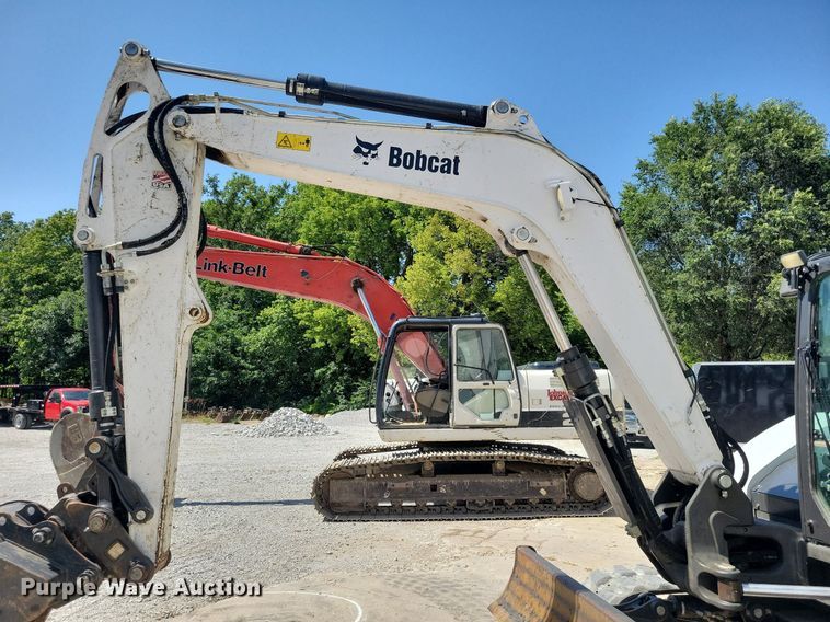 image for item DA7238 2018 Bobcat E85  mini excavator