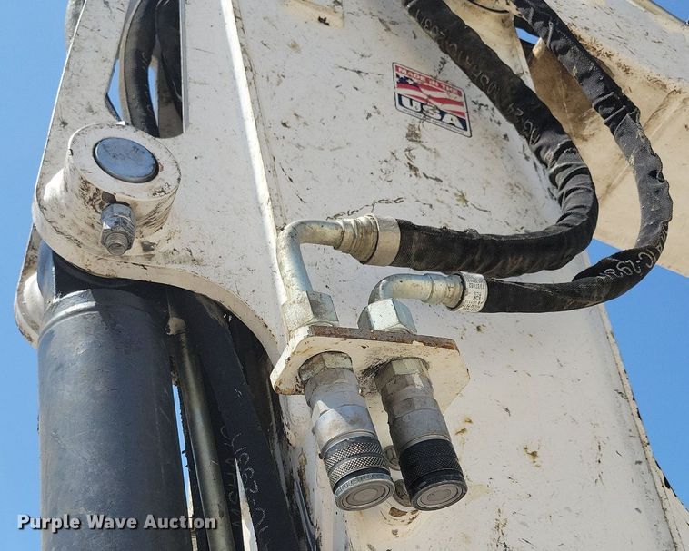 image for item DA7238 2018 Bobcat E85  mini excavator