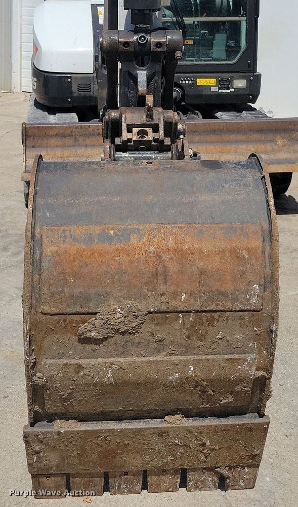 image for item DA7238 2018 Bobcat E85  mini excavator