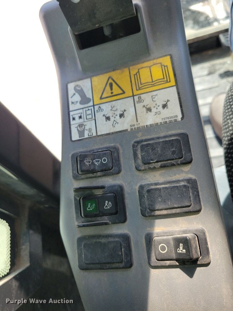 image for item DA7238 2018 Bobcat E85  mini excavator