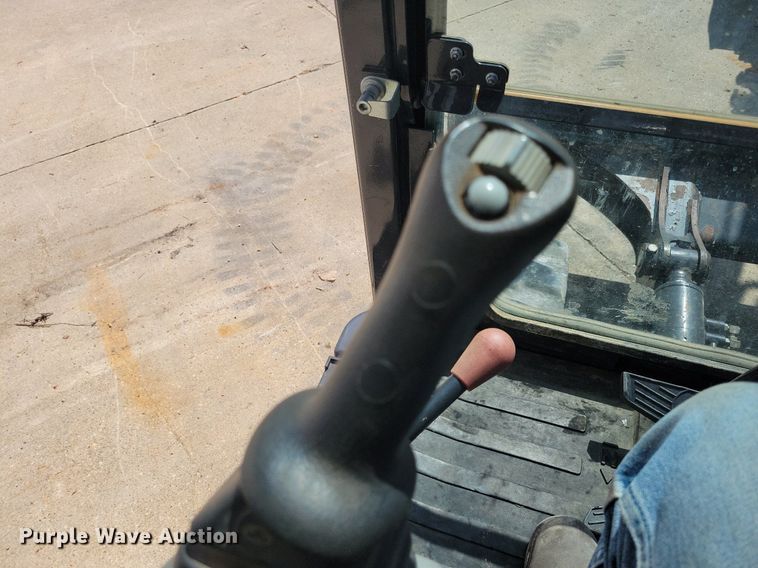 image for item DA7238 2018 Bobcat E85  mini excavator