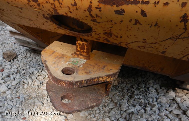 image for item DA7240 1988 Caterpillar 943  track loader