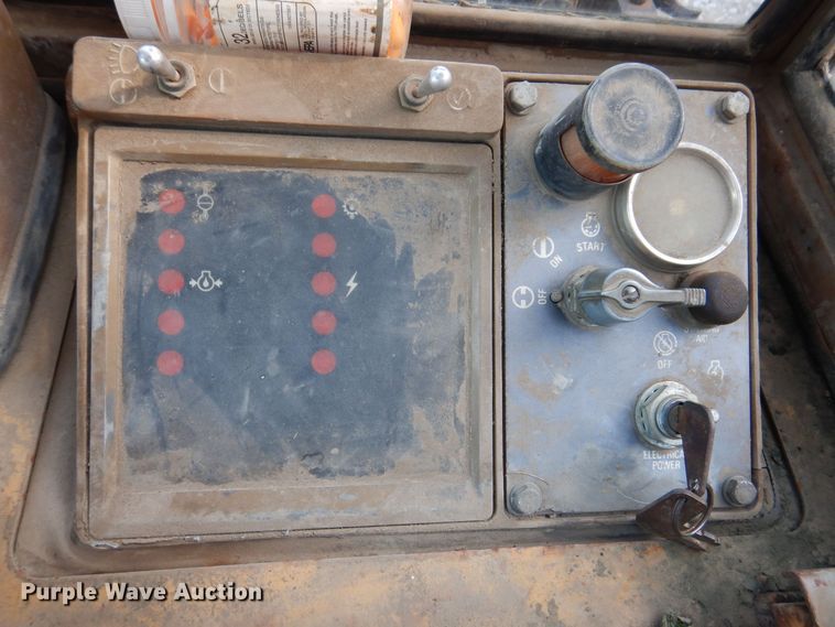 image for item DA7240 1988 Caterpillar 943  track loader