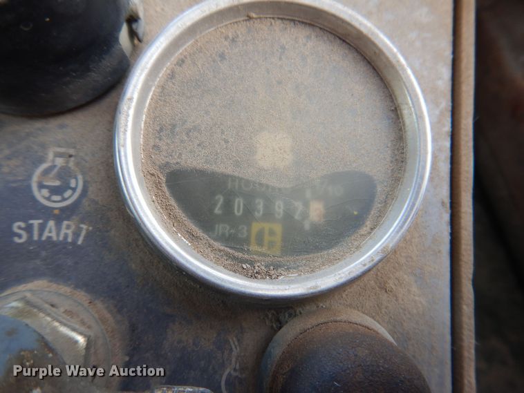 image for item DA7240 1988 Caterpillar 943  track loader