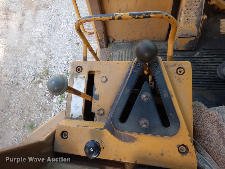 image for item DA7240 1988 Caterpillar 943  track loader