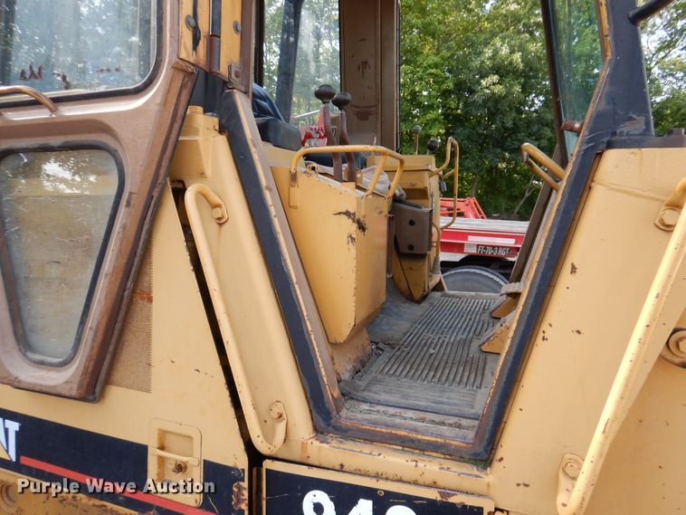 image for item DA7240 1988 Caterpillar 943  track loader