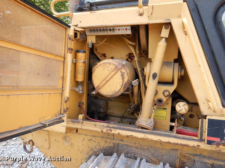 image for item DA7240 1988 Caterpillar 943  track loader