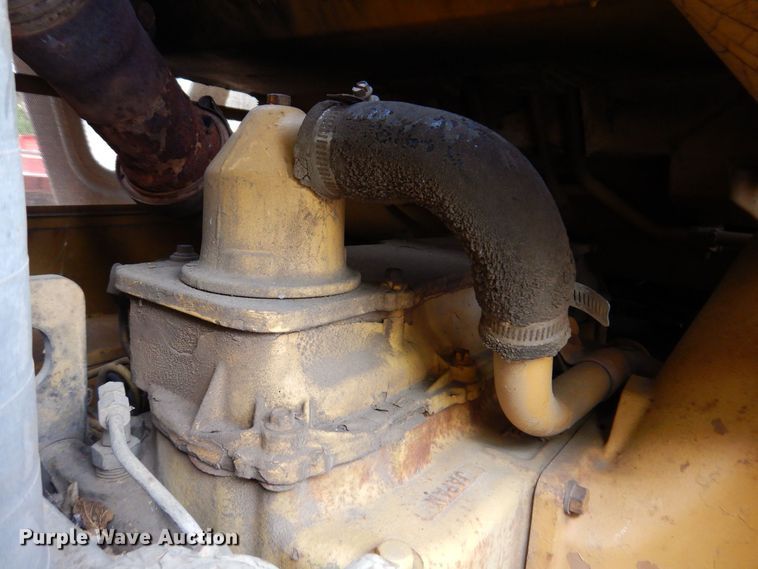 image for item DA7240 1988 Caterpillar 943  track loader