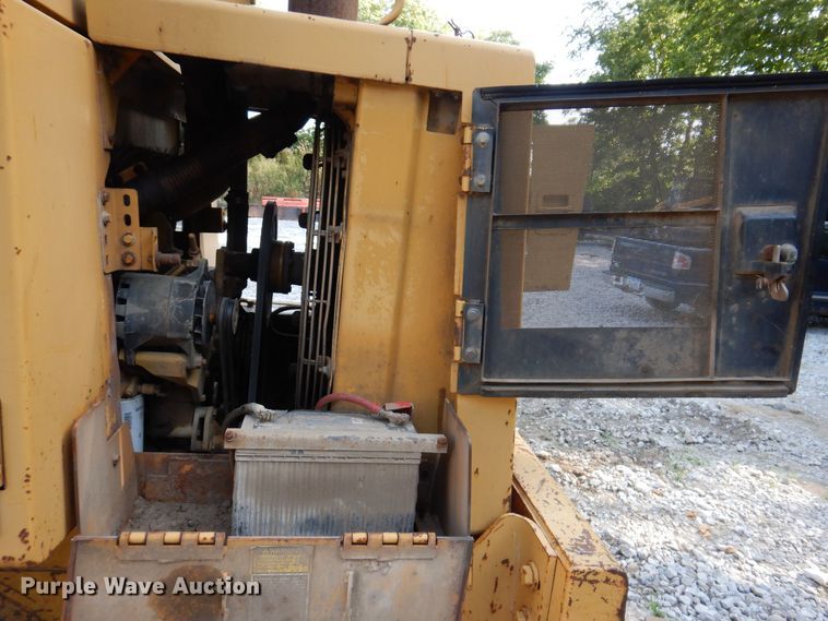 image for item DA7240 1988 Caterpillar 943  track loader