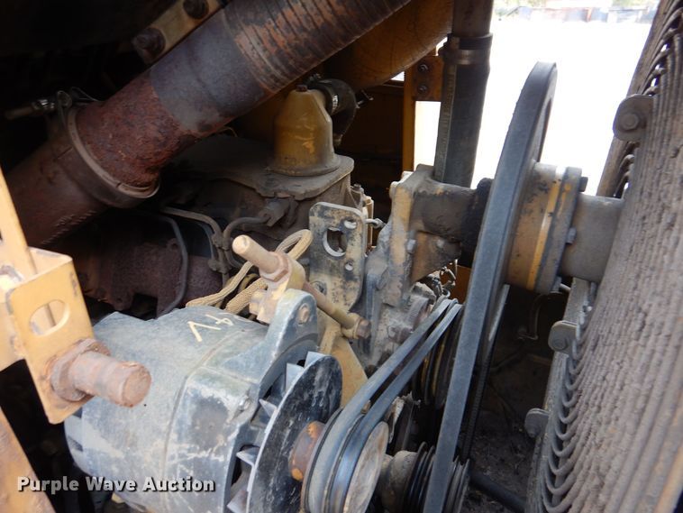 image for item DA7240 1988 Caterpillar 943  track loader